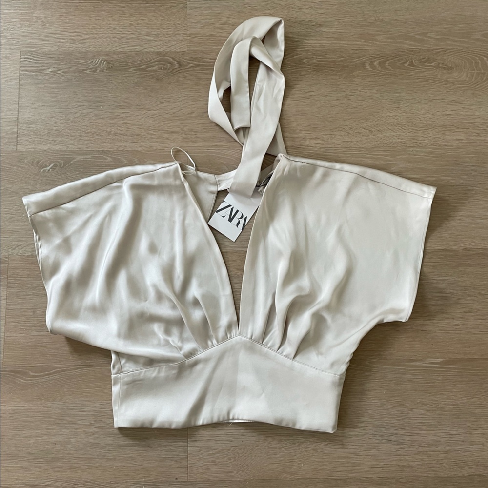 NWT ZARA satin cream crop top